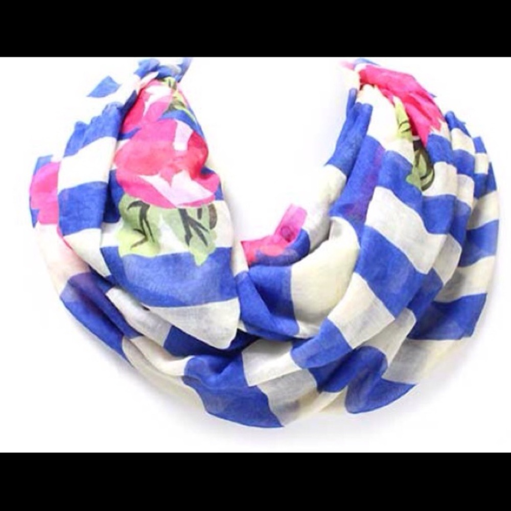 Cream, blues and accents of pink infinity scarf.